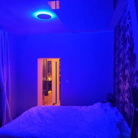 Love Room « L'Etreinte Doree » Илье Экстерьер фото