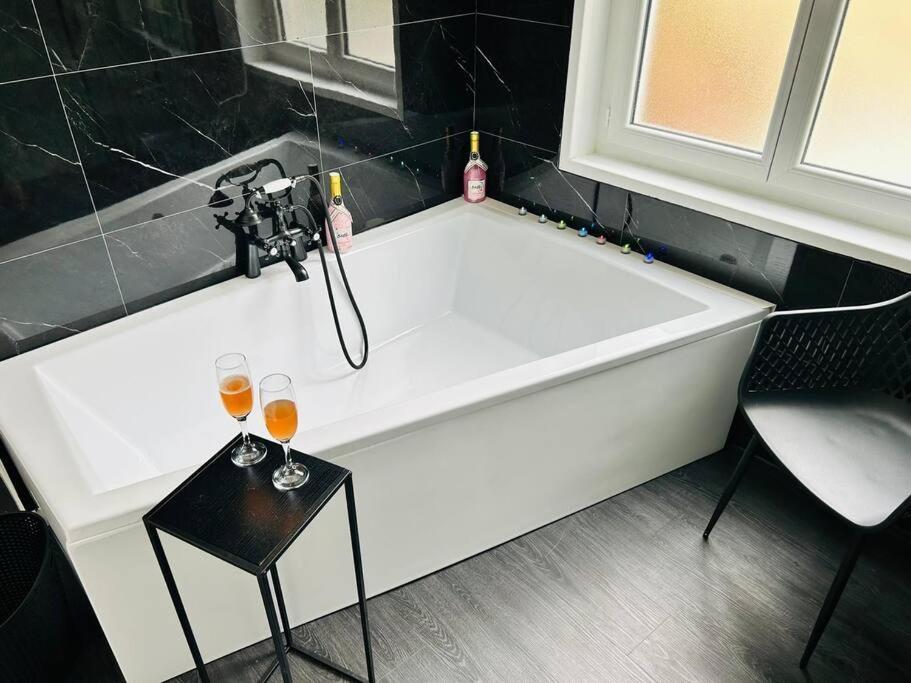 Love Room « L'Etreinte Doree » Илье Экстерьер фото
